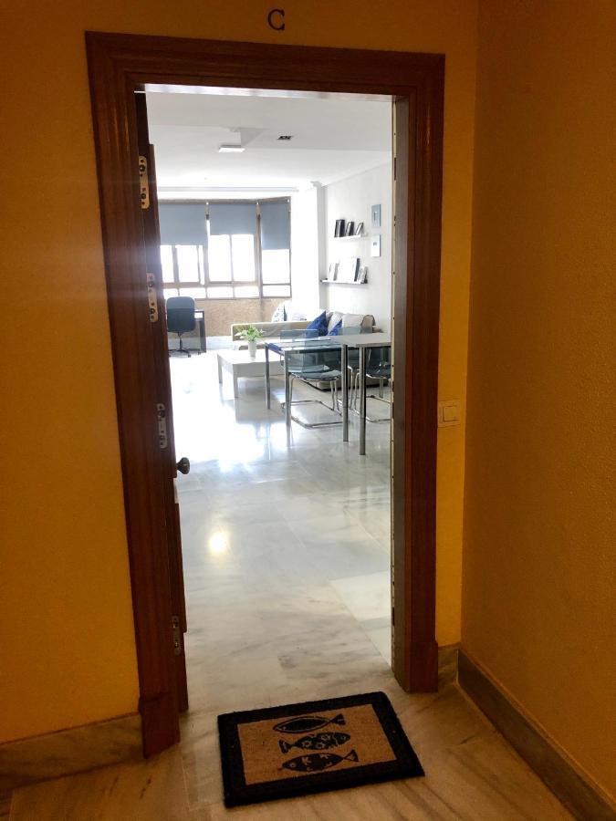 Appartement GATU Loft Trip 1ª linea de playa, wifi, aire acc à Cadix Extérieur photo